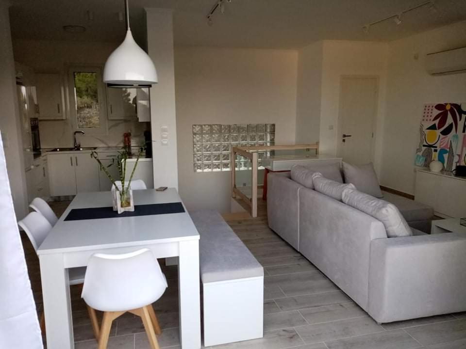 Nera'S View Apartment Epidaurus Exterior photo