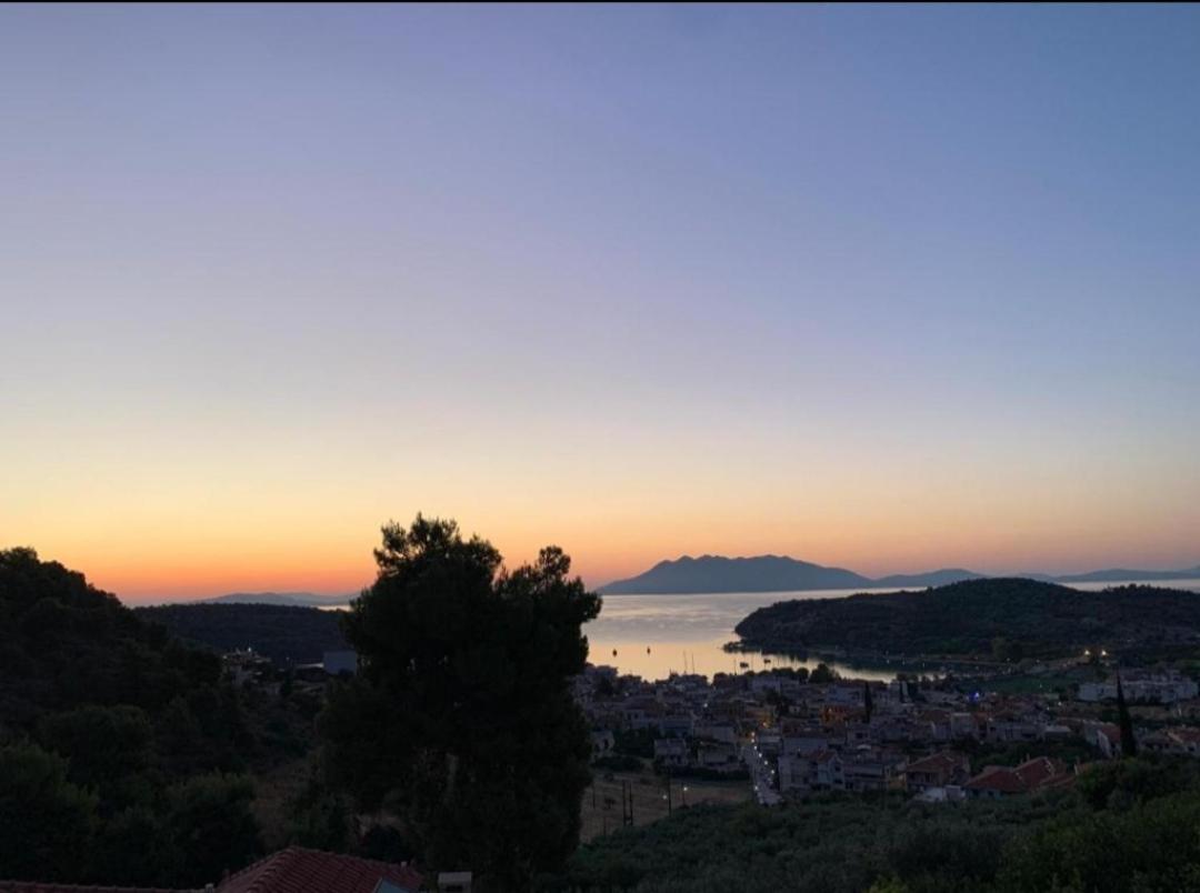Nera'S View Apartment Epidaurus Exterior photo